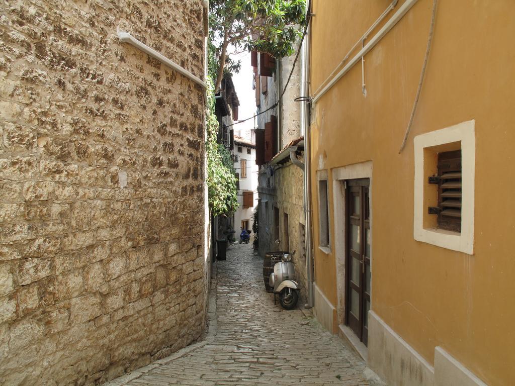 La Calletta Rovinj Rum bild